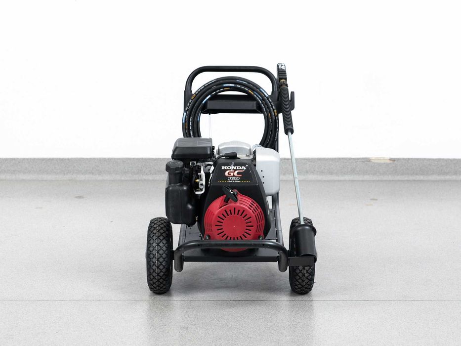MYJKA CIŚNIENIOWA KARCHER HD 830 BS HONDA GC 160 150bar 600l/h 3500net