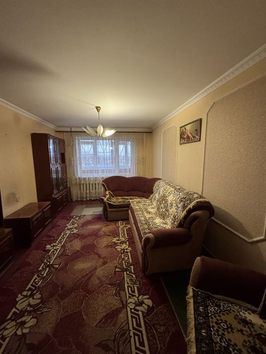 3комн.ул.Хабаровская 38,Лазурный