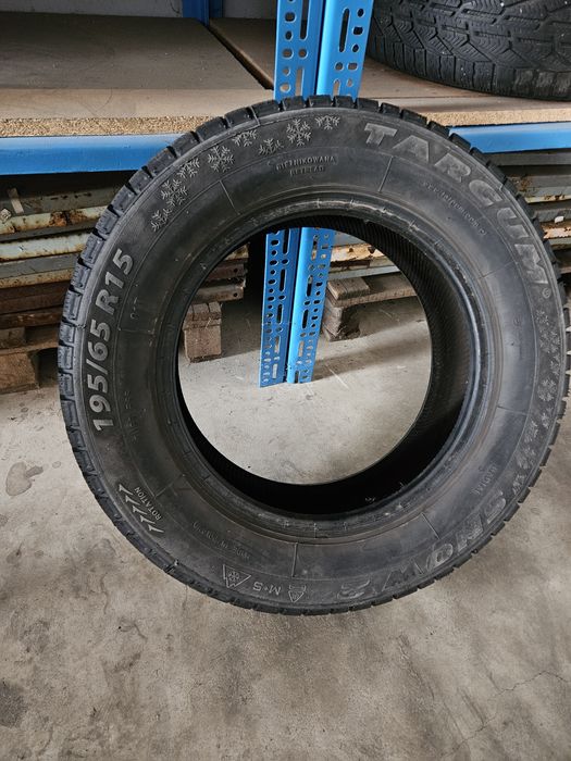 Opony zimowe 195/65 R 15.
