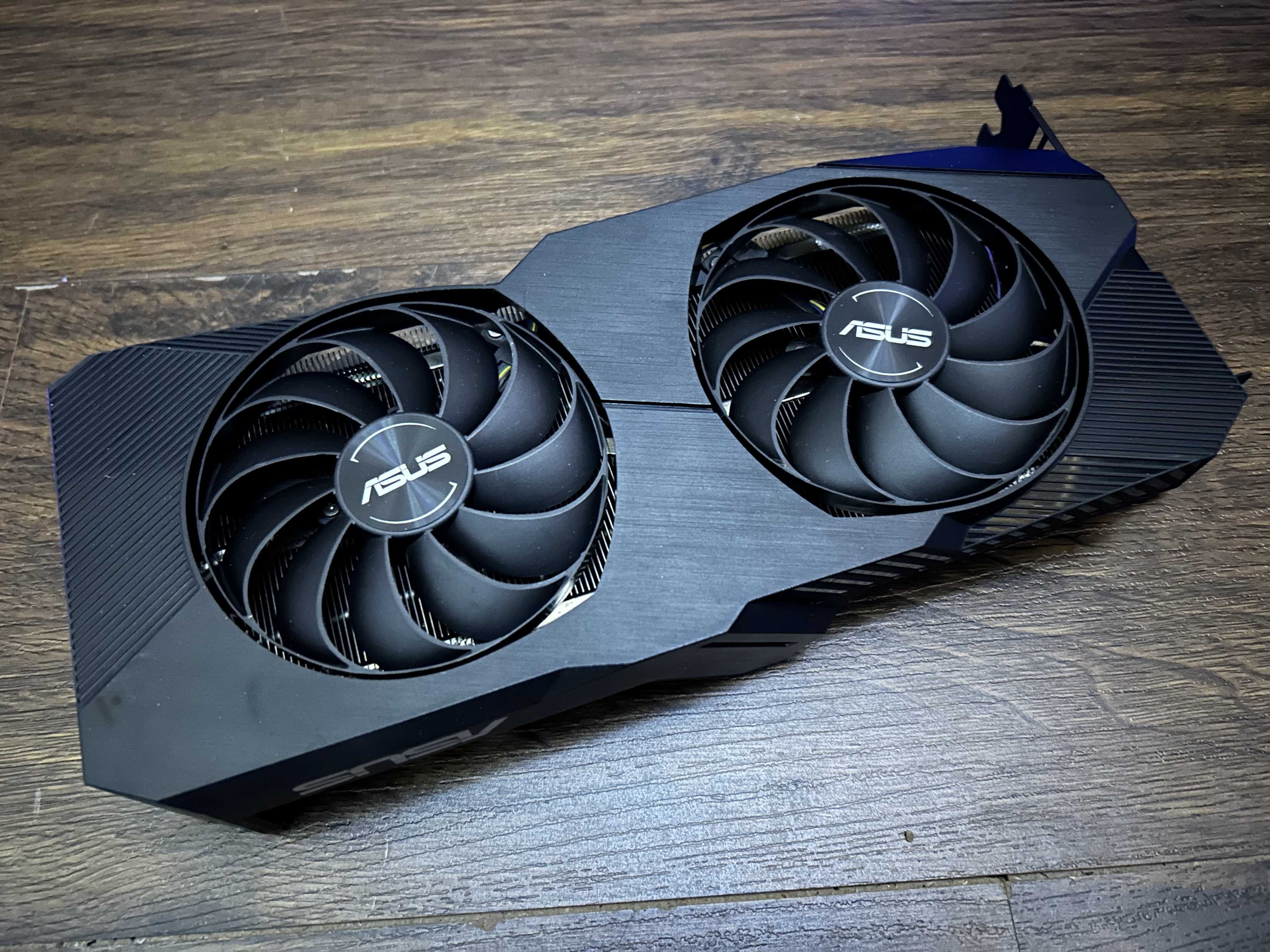 Як нова! Відеокарта AMD RX 5700XT 8GB GDDR6 Гарантія!