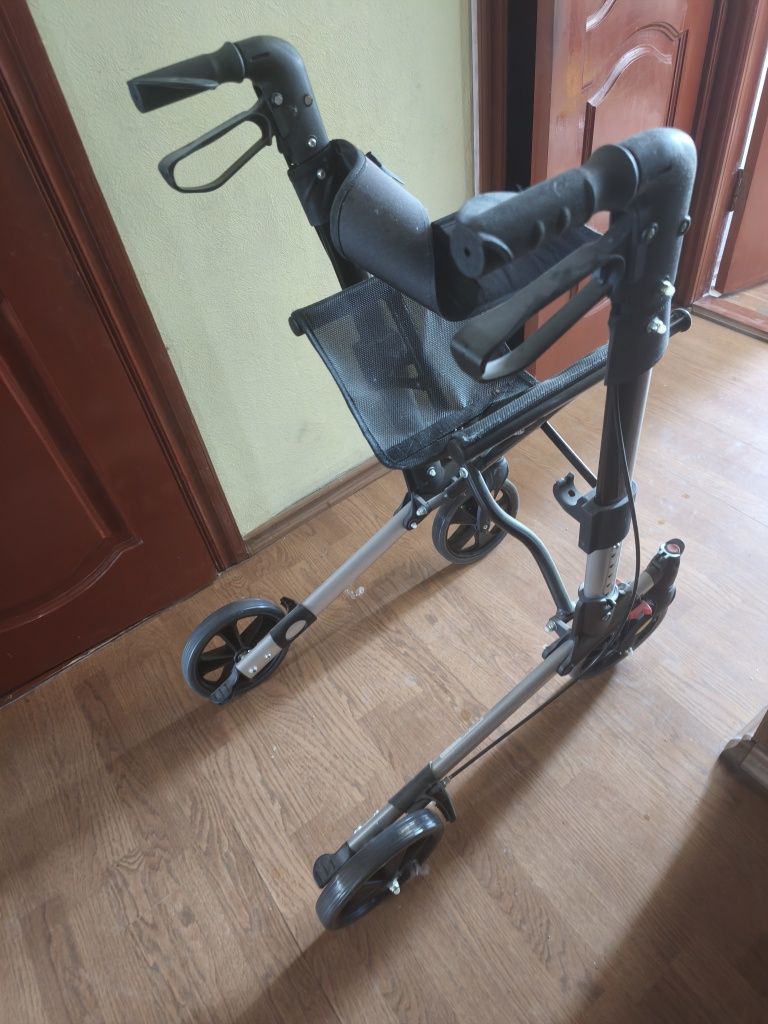 Ходунки роллатори, нові