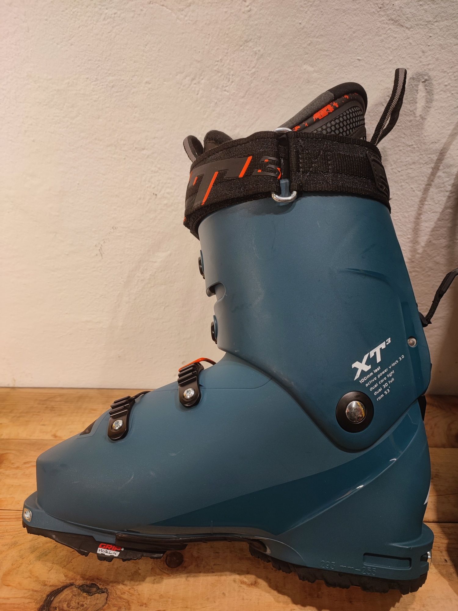 Nr 1458 U niwersalne buty narciarskie Lange XT3 130 , 25.5