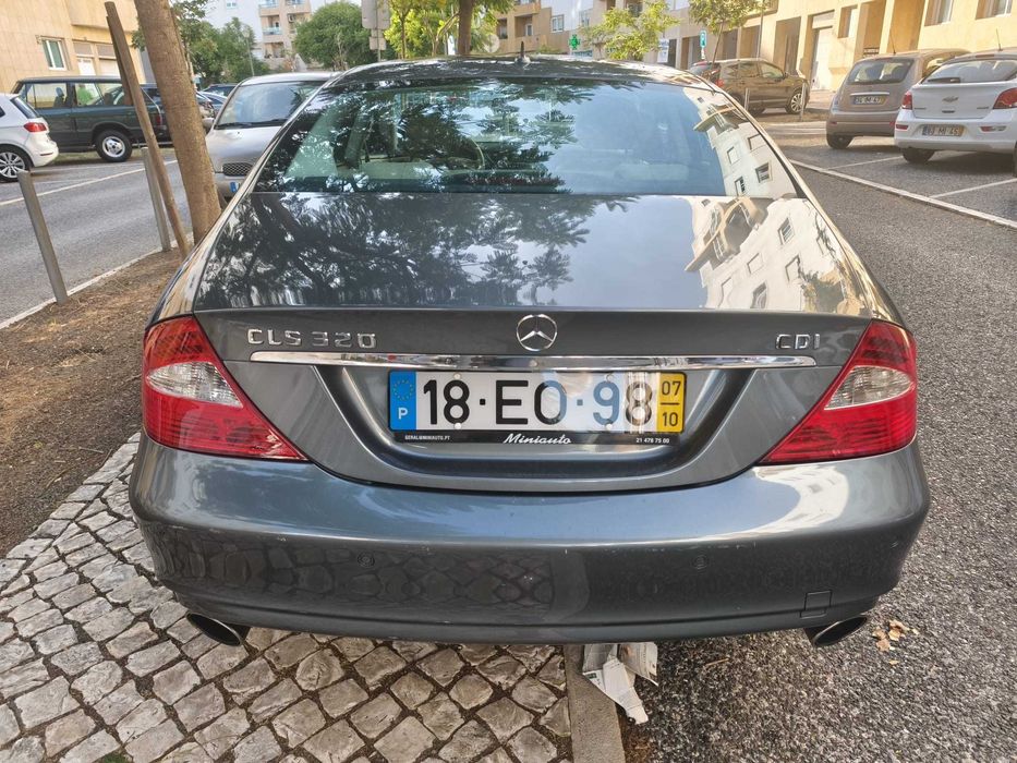 Vendo Mercedes Benz 320 CDI