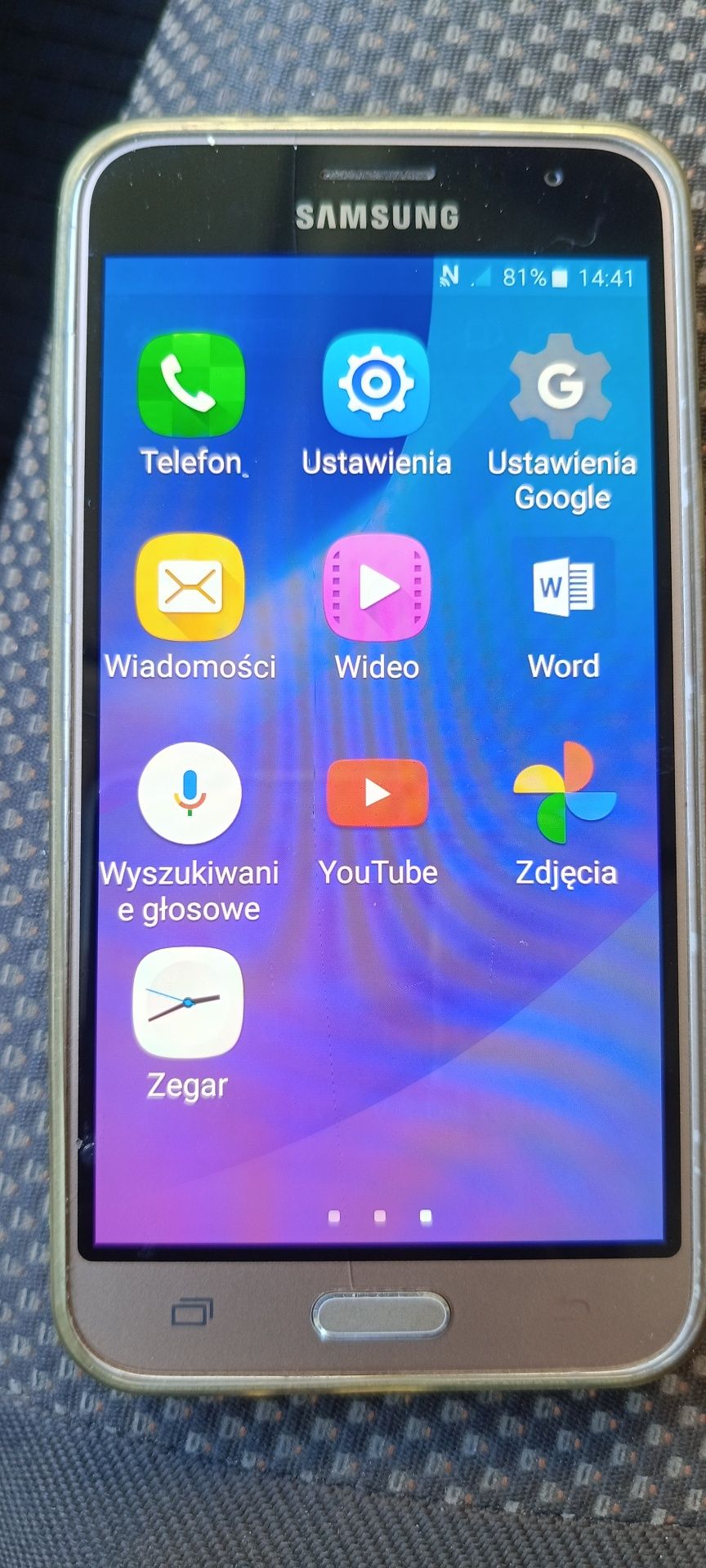 Samsung J3 2016 smartfon