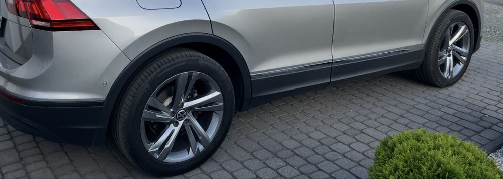 VW Tiguan R line alufelgi 19 koła 255/45 r 19