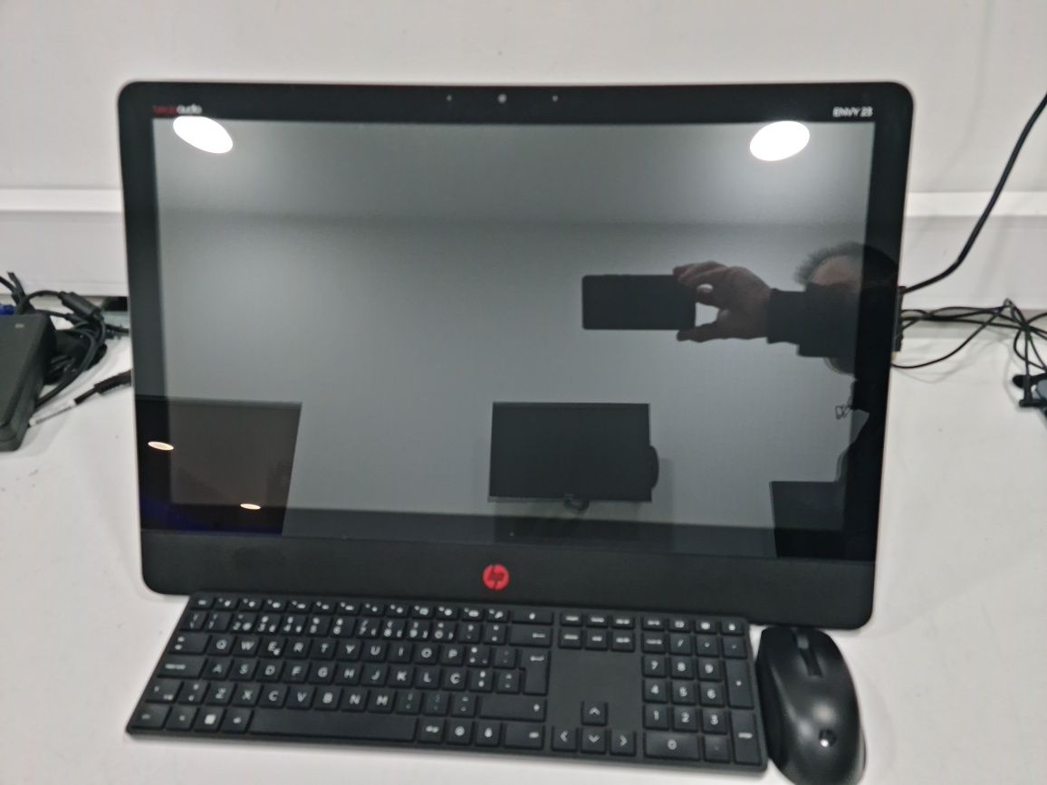 Hp Envy recline 23 All In One