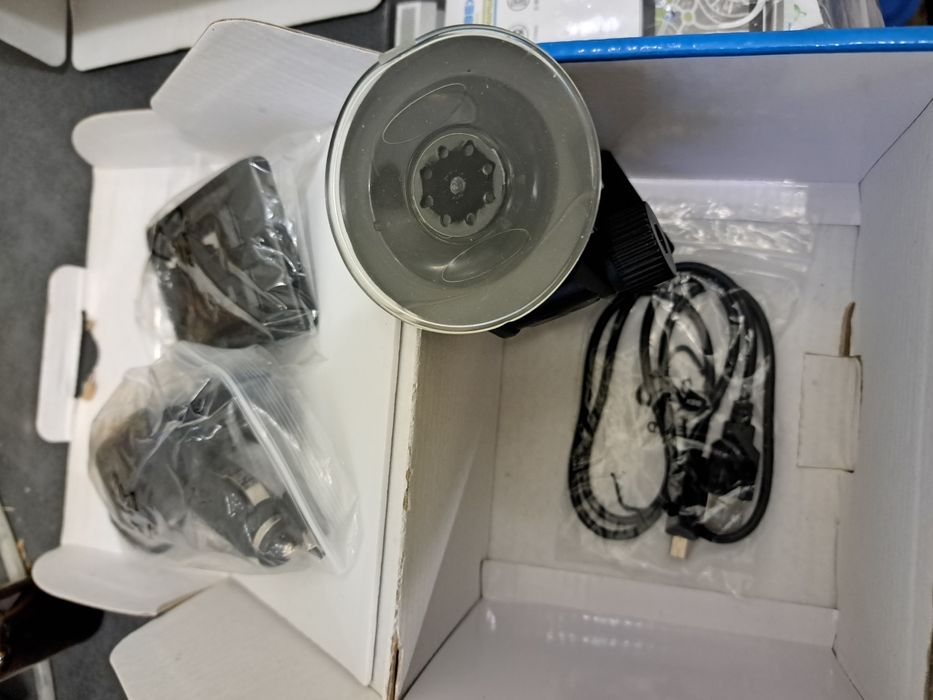 Навигатор новый для машины и мотоцикл и грузовик транспорта   5и дюйма