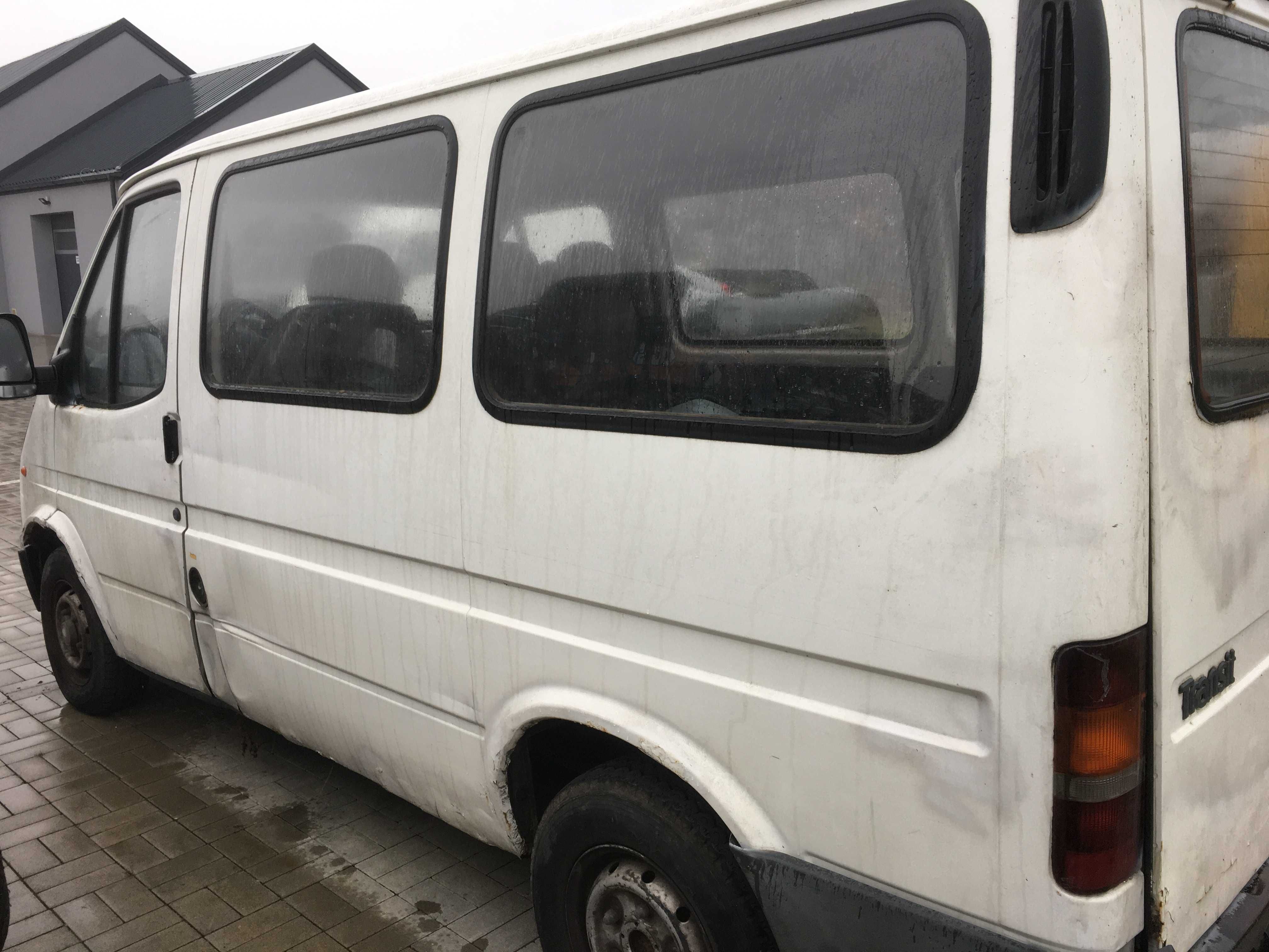 TRANSIT Ford IV na części rok 1996 2.5 D