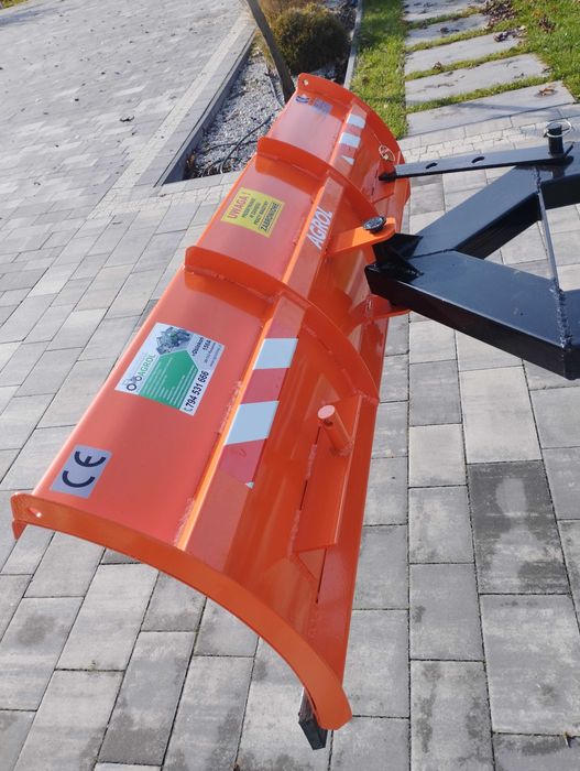 Śnieżny pług z mocowaniem na wózek widłowy typ lekki 150cm wysyłka