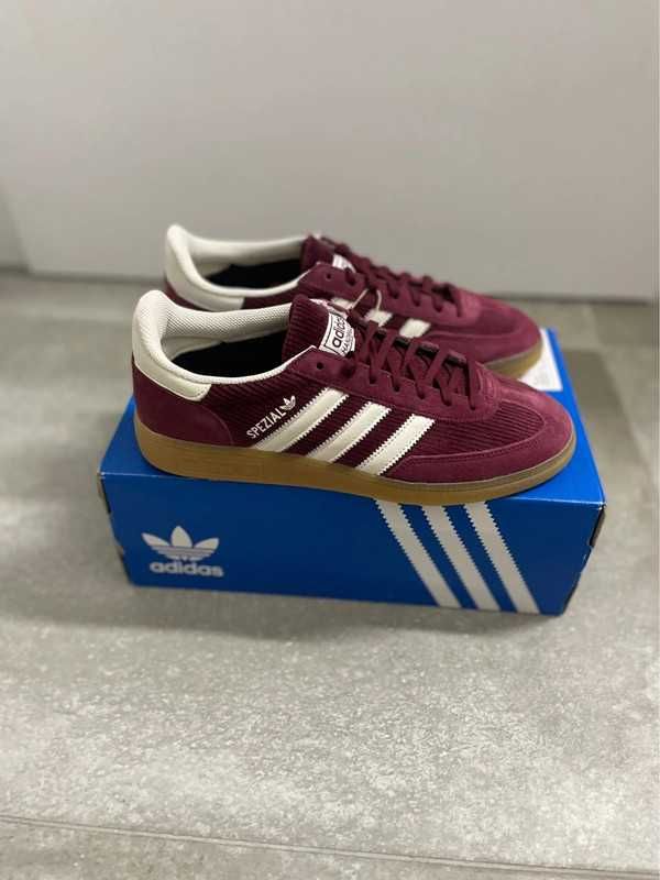 Shadow Red\Piłka ręczna*adidas nowy UnisexTrampki.39