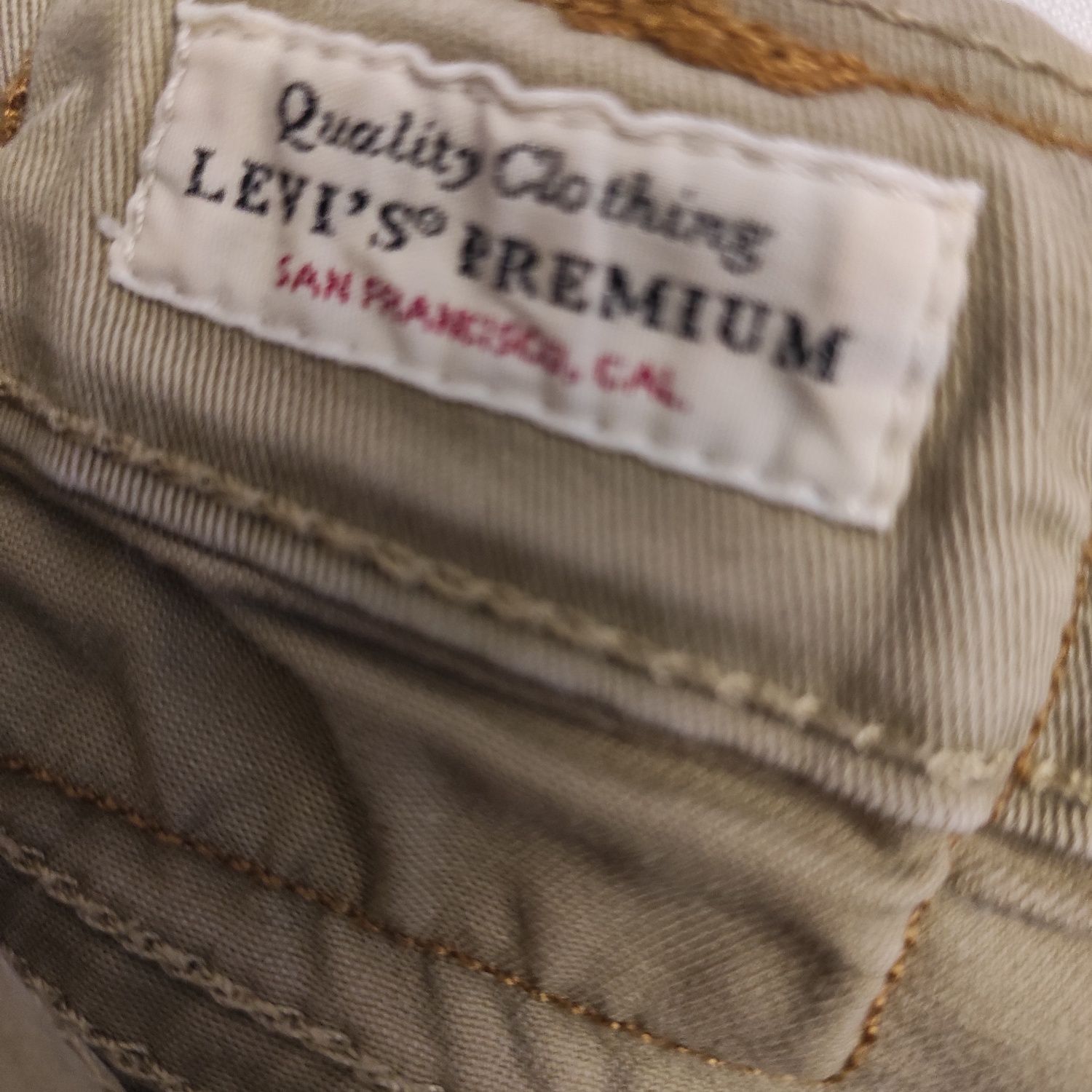 Markowe spodnie Levi's