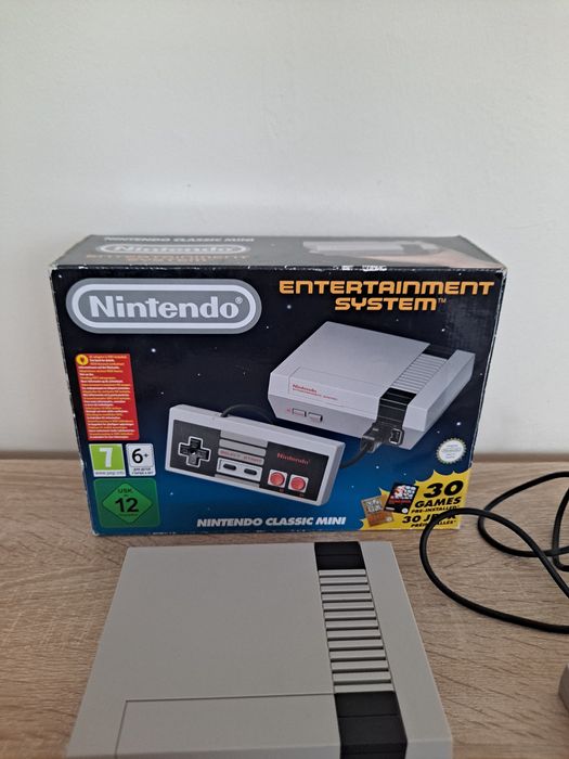 Konsola Nintendo Classic Mini +Gry