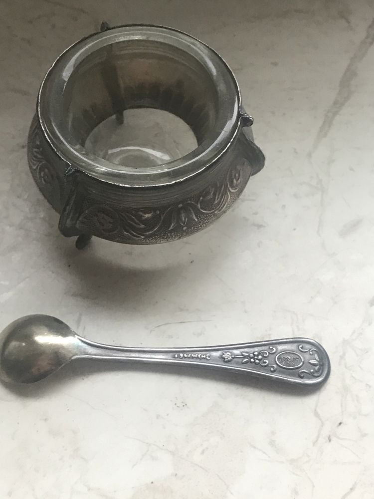 Солонка .икорница’,мельхиор из Ссср.