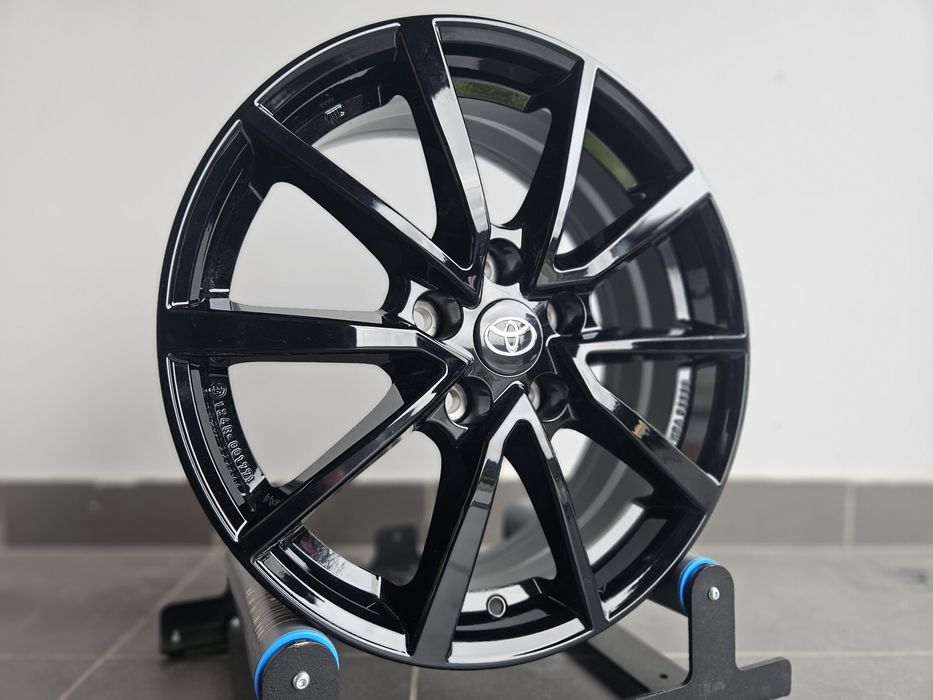 TOYOTA C-HR II 17 " Nowe 5x114,3 CHR 2025 Felgi Czarne Alufelgi