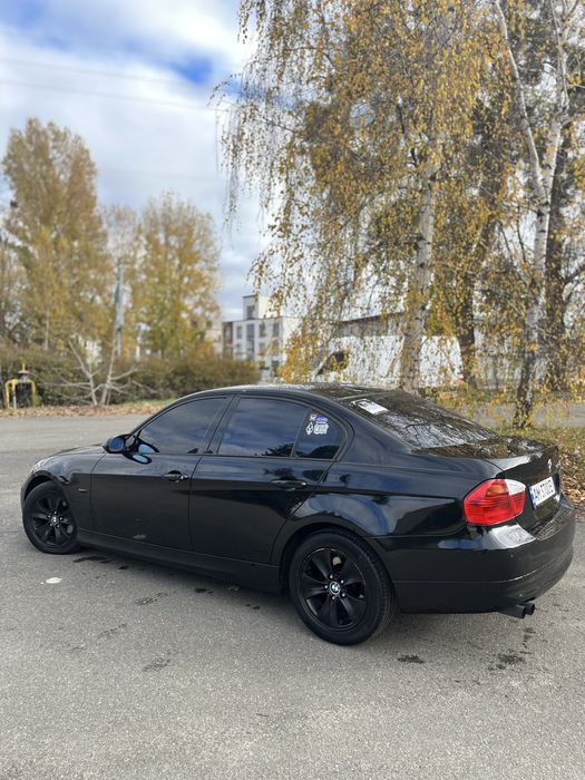 Продам БМВ е90 325XI