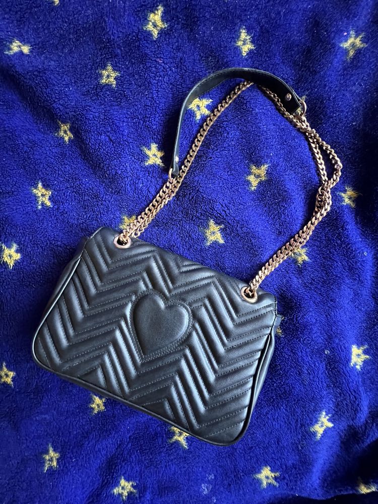 Mała elegancka torebka