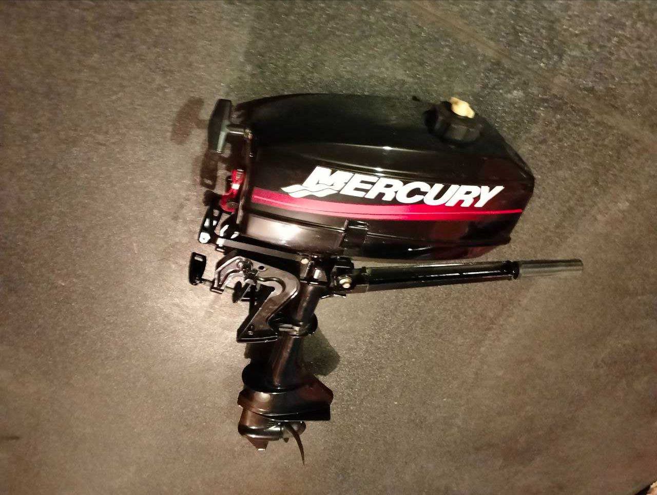 Мотор для човна Mercury 3.3