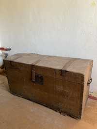 Stary kufer skrzynia drewniana ponad 100 letnia