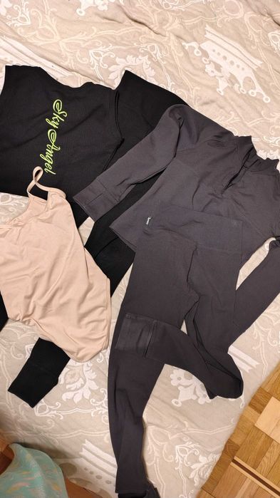 Костюм для художньої гімнастики 30/32р на 4 роки та обруч