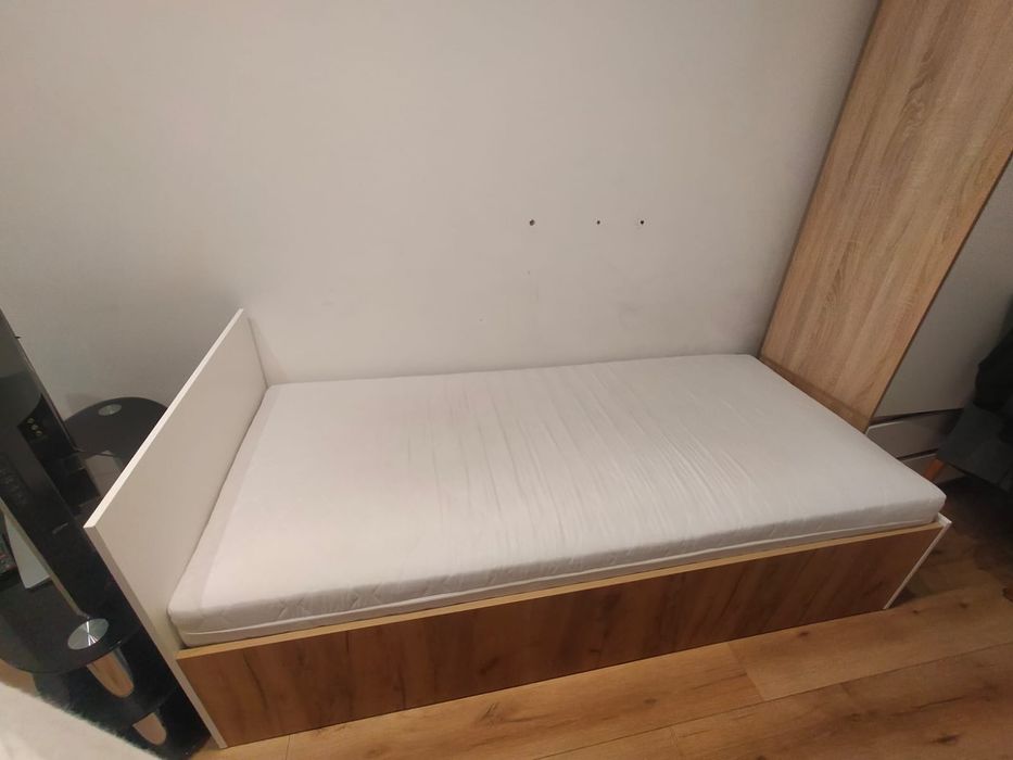 Łóżko 90x200 metalowy stelaż