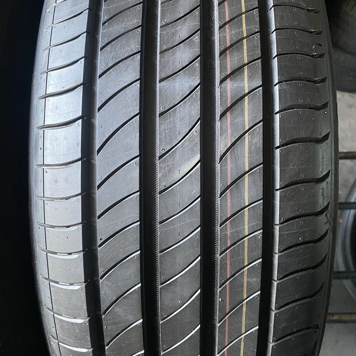 Шини нові 235/45/20 - 4шт Michelin Primacy 4