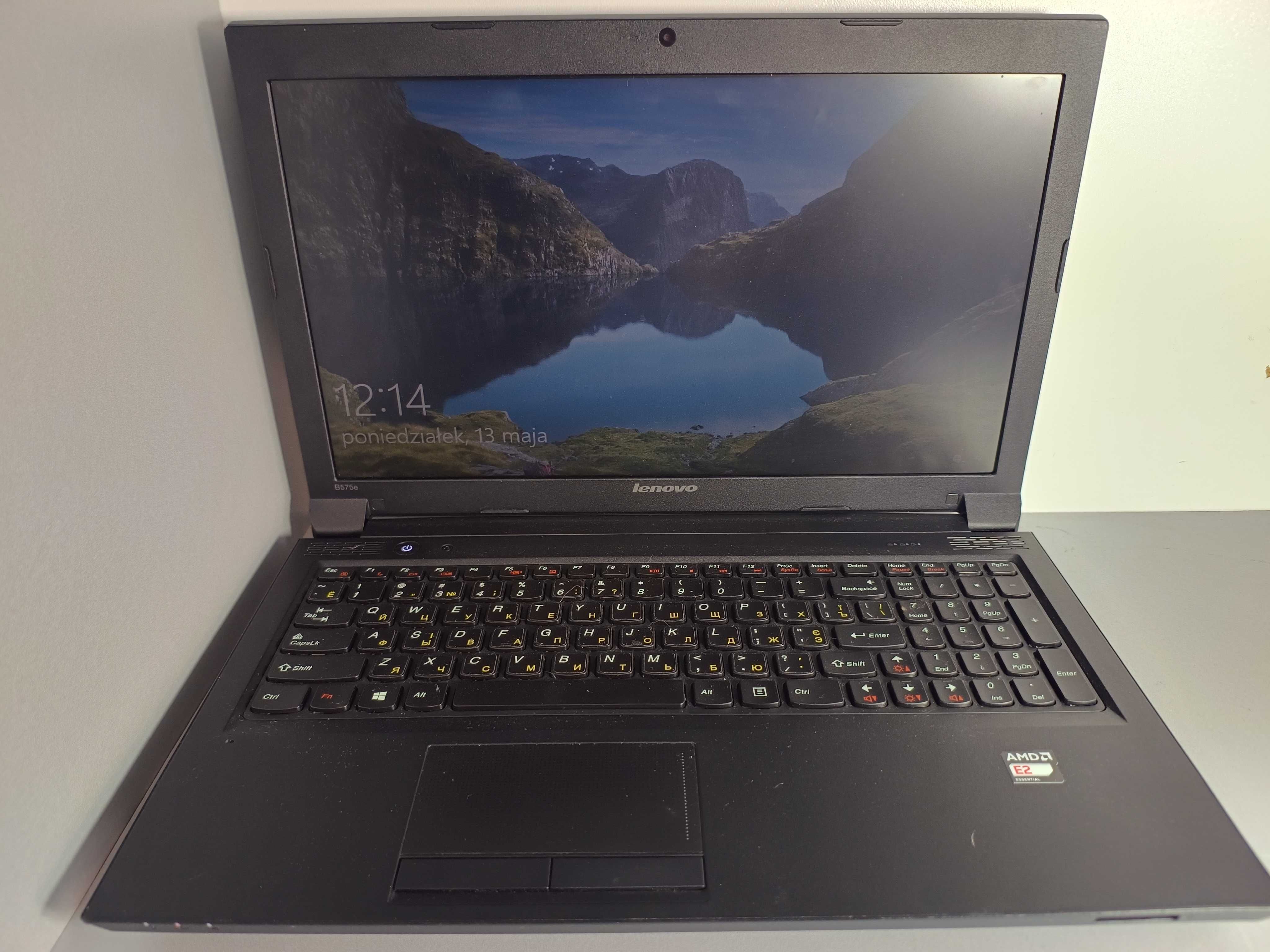 Laptop Lenovo B575e 15,6 " AMD E 4 GB / 256 GB czarny