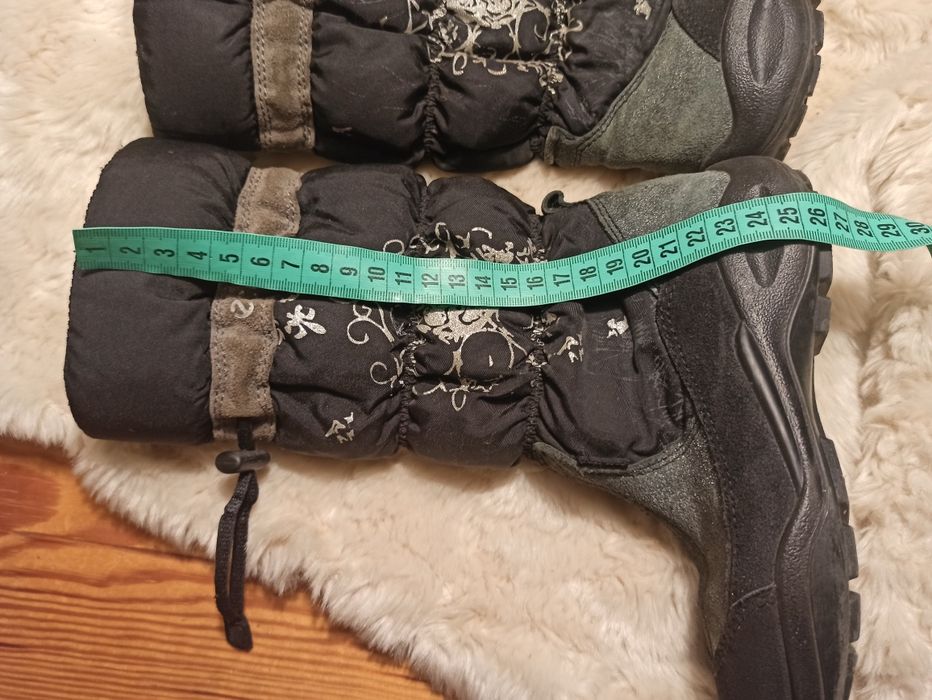 Kozaki, śniegowce Ecco winter queen rozmiar 30
