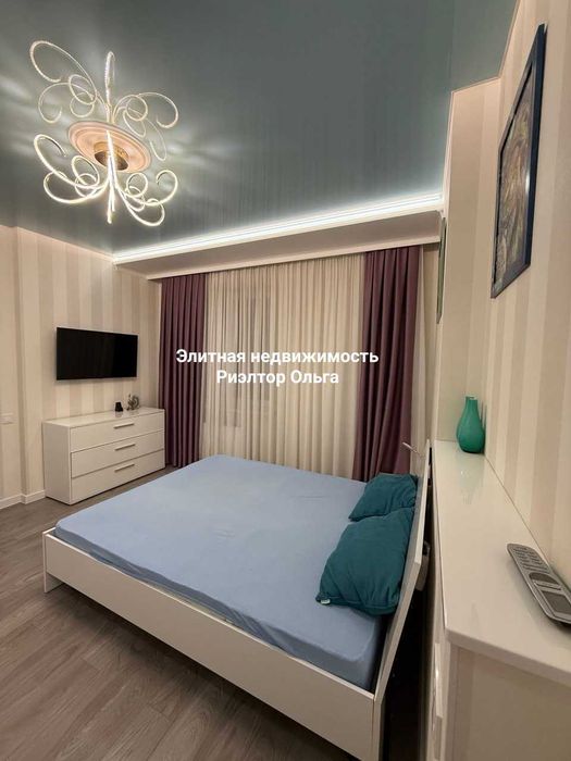 Сдам в центре! Новая 1-комн + кухня - студия в ЖК "Новосельский"