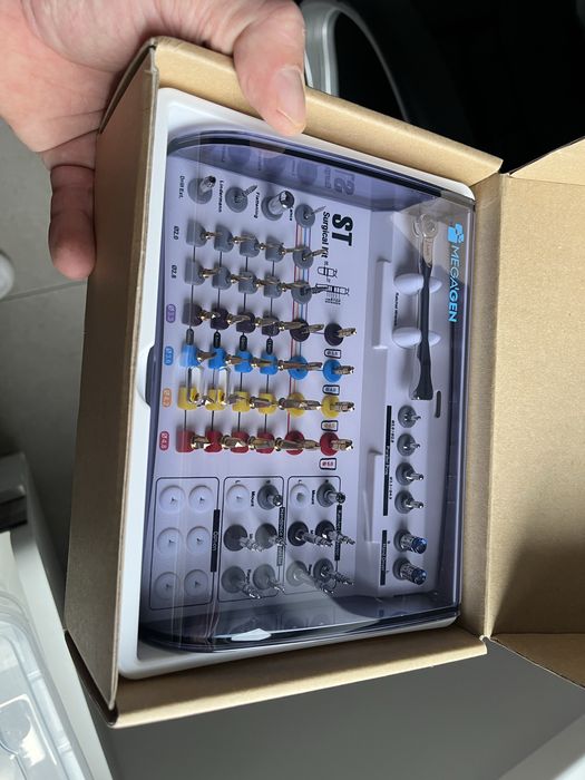 Хірургічний імплантаційний набір Magagen ST