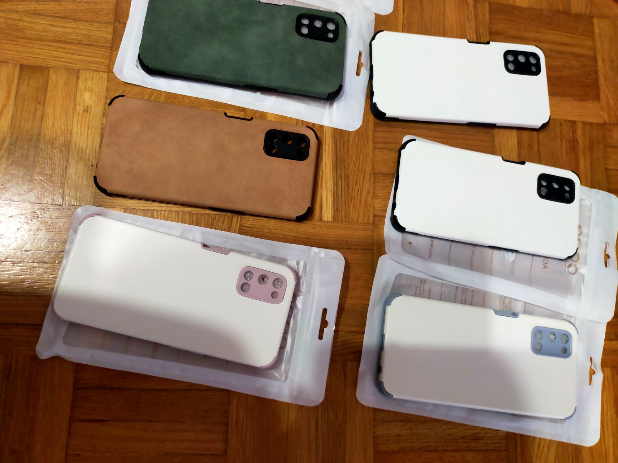 Zestaw 12 etui do telefonu Oppo A72