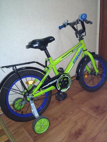 Детский двухколесный велосипед Profi Т1672 (на 4-7 лет)