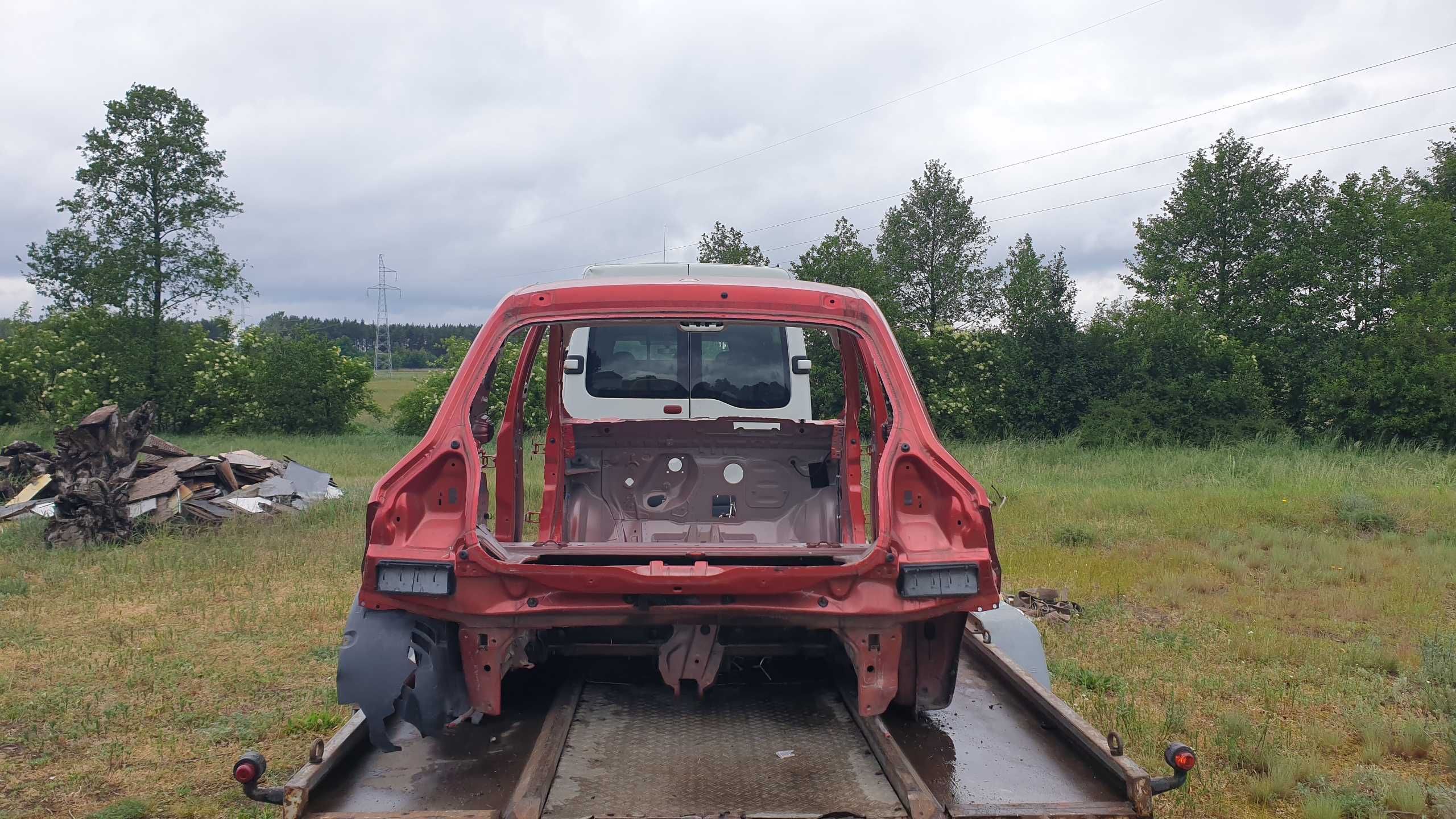 Renault Twingo III 3 błotnik tył lewy prawy pas tylny dupa dach TENNP