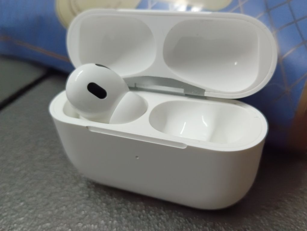 Bluetooth навушники Apple AirPods Pro (A2083/A2084/A2190)