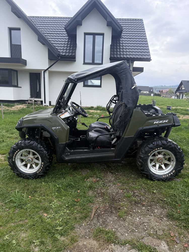 Polaris RZR 800 buggy