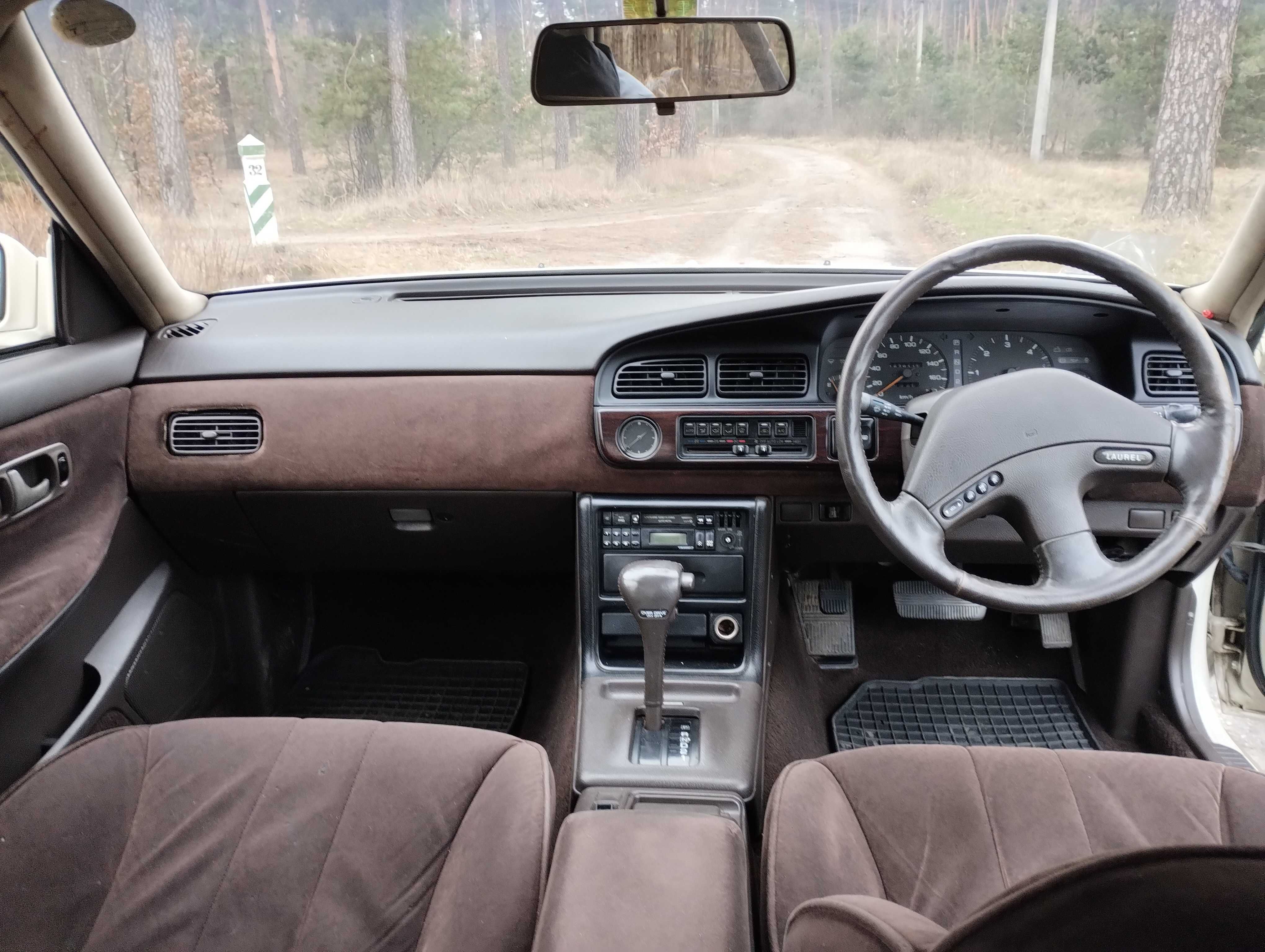 Nissan Laurel c33 (s13,r32,a31)