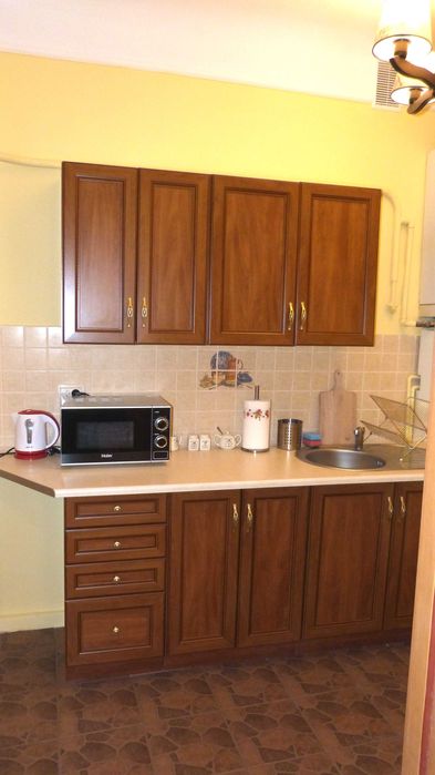 Centrum, Świętoduska 8, koło DEPTAKA