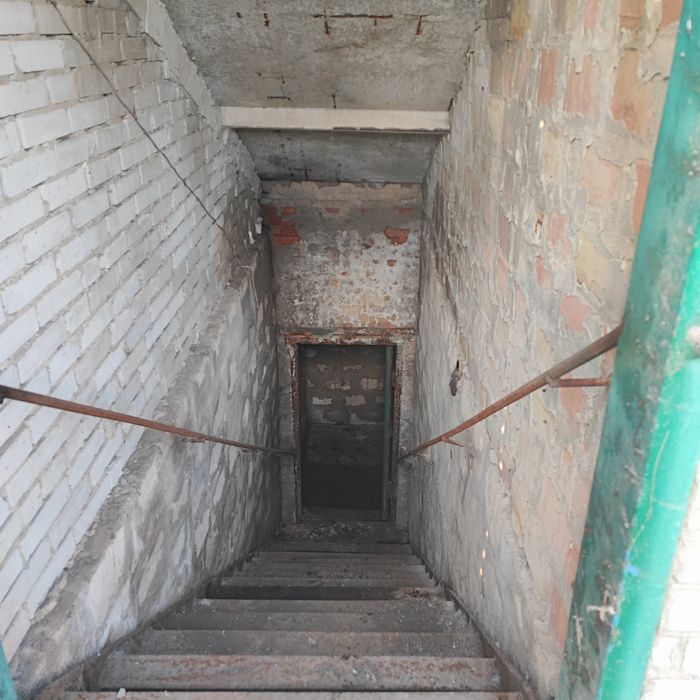 Продам будинок  із літньою кухнею та ділянкою 35 соток, Савинці.