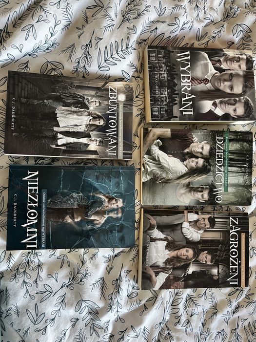 Saga „Wybrani” C.J Daugherty