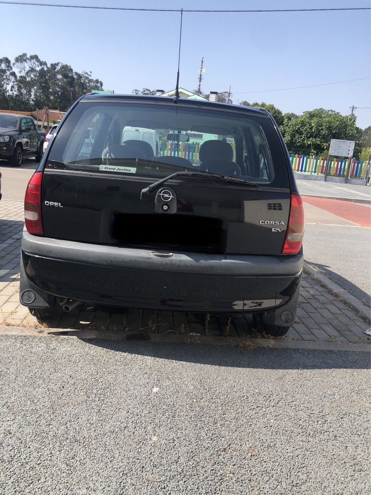 Vendo Opel corsa b em excelente condições sem nada a apontar.