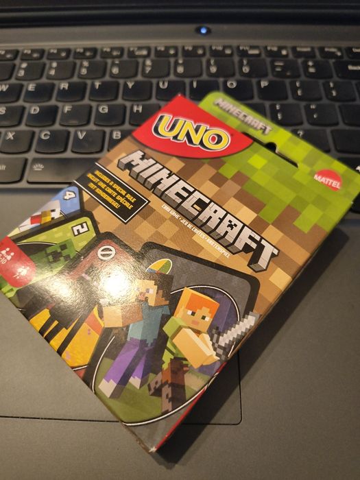 Zamienię nowe karty Uno Minecraft na DOS