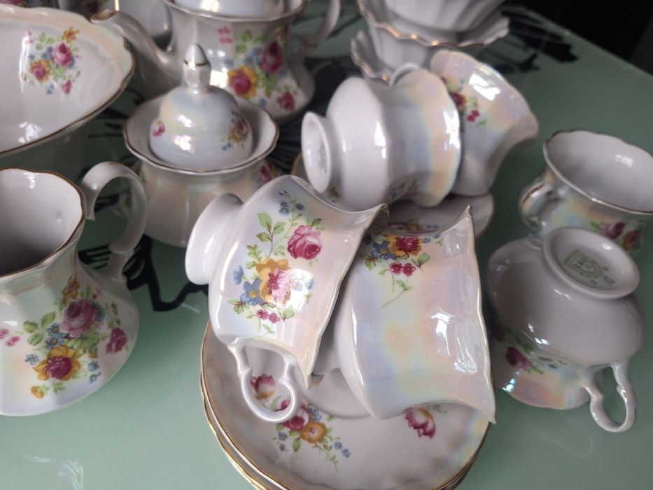 Сервізи чайні та кофейні