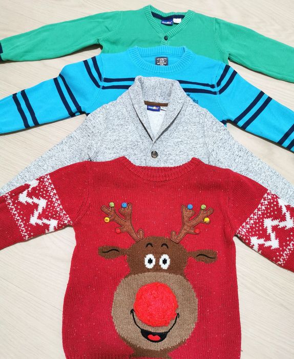 Sweterki dla chłopca 98-104.