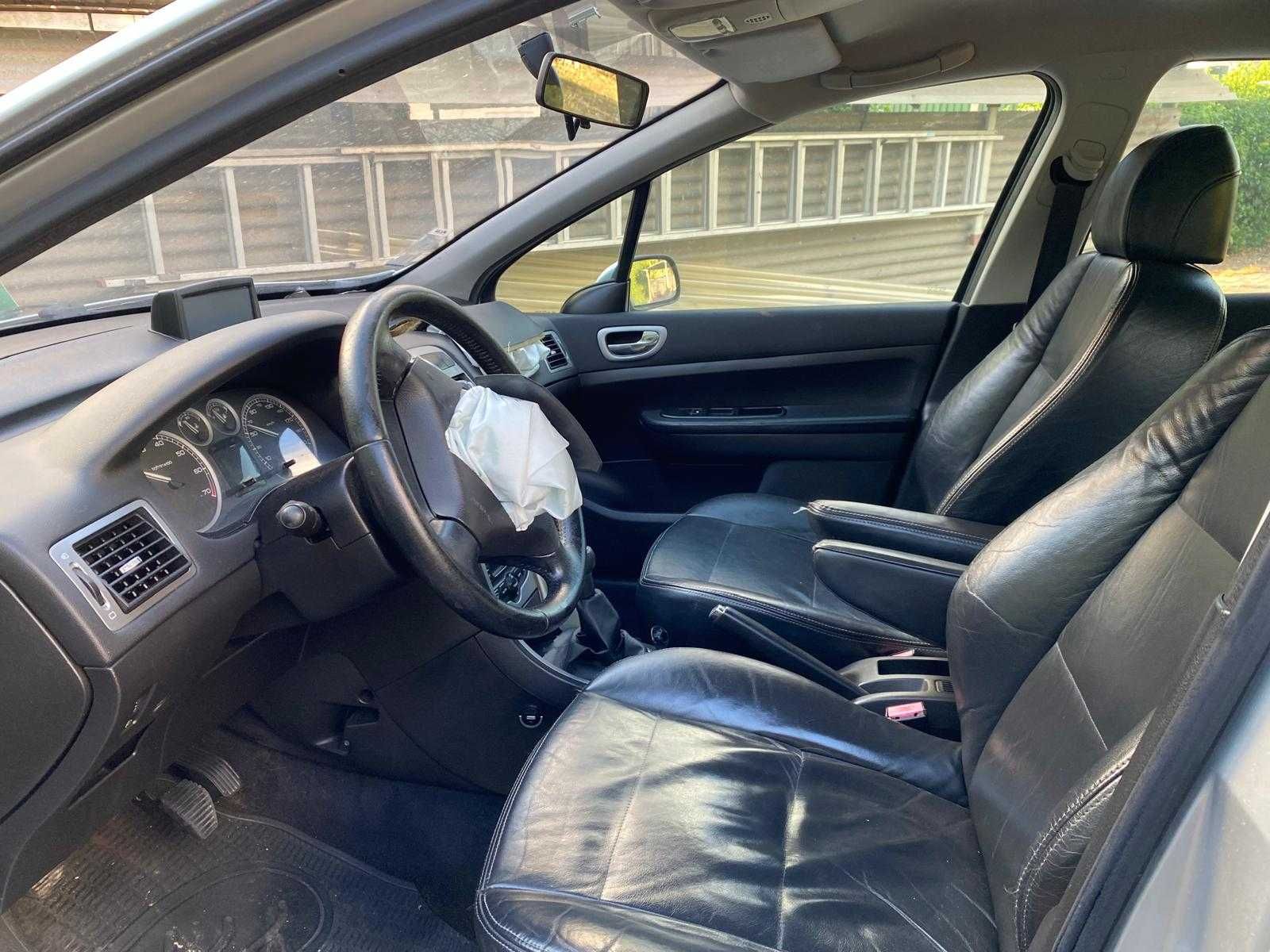 Peugeot 307 1.4 – Para peças ou recuperação