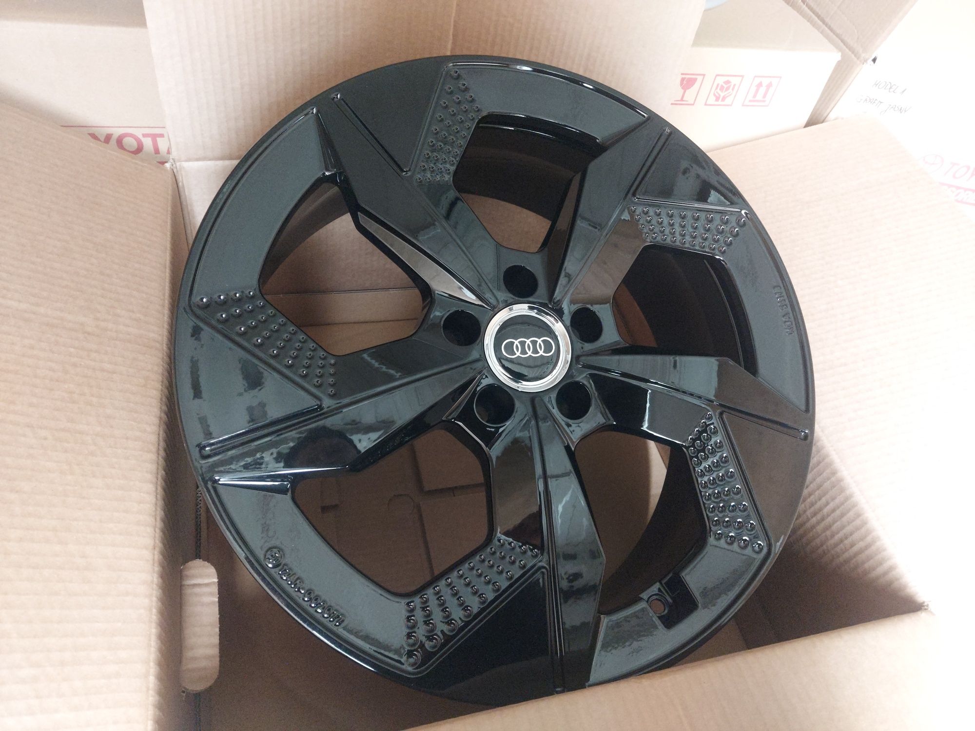 NOWE Alufelgi 19" 5x112 AUDI VW MERC BMW