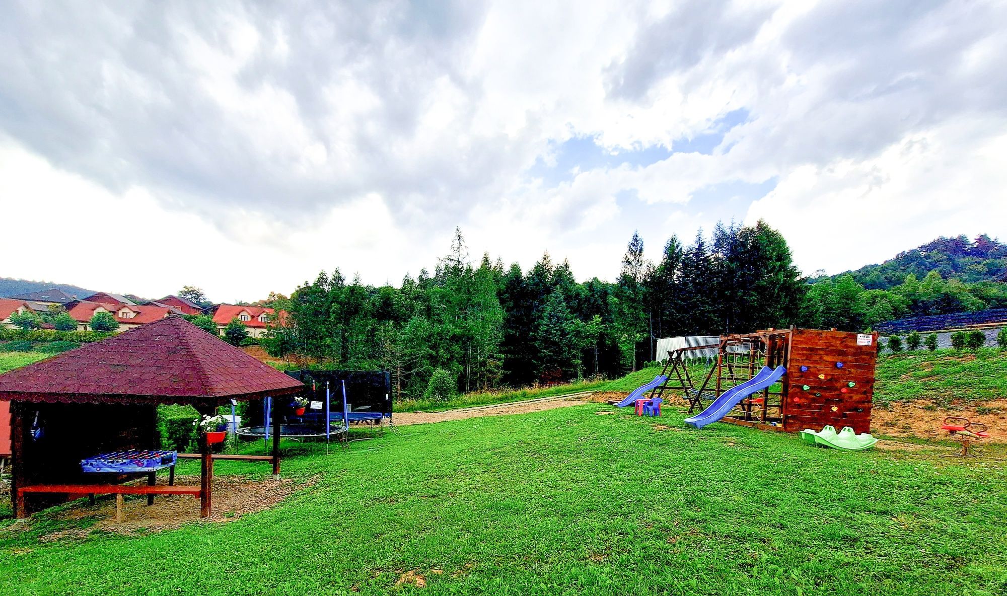 Domki pod Śliwkami WRZESIEŃ Z RABATEM! Bieszczady Jezioro Solińskie