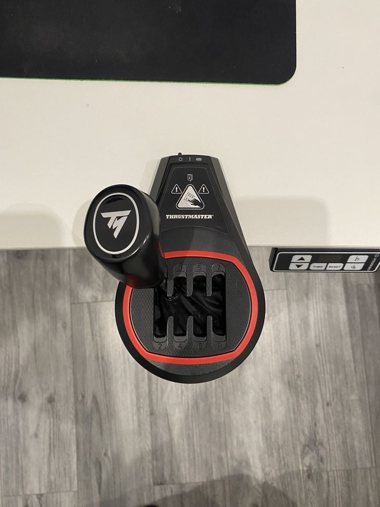 Thrustmaster t300 gt rs edition plus shifter