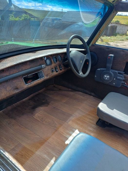 Моторна лодка Прогрес - 4 з мотором Tohatsu 50 к.с.