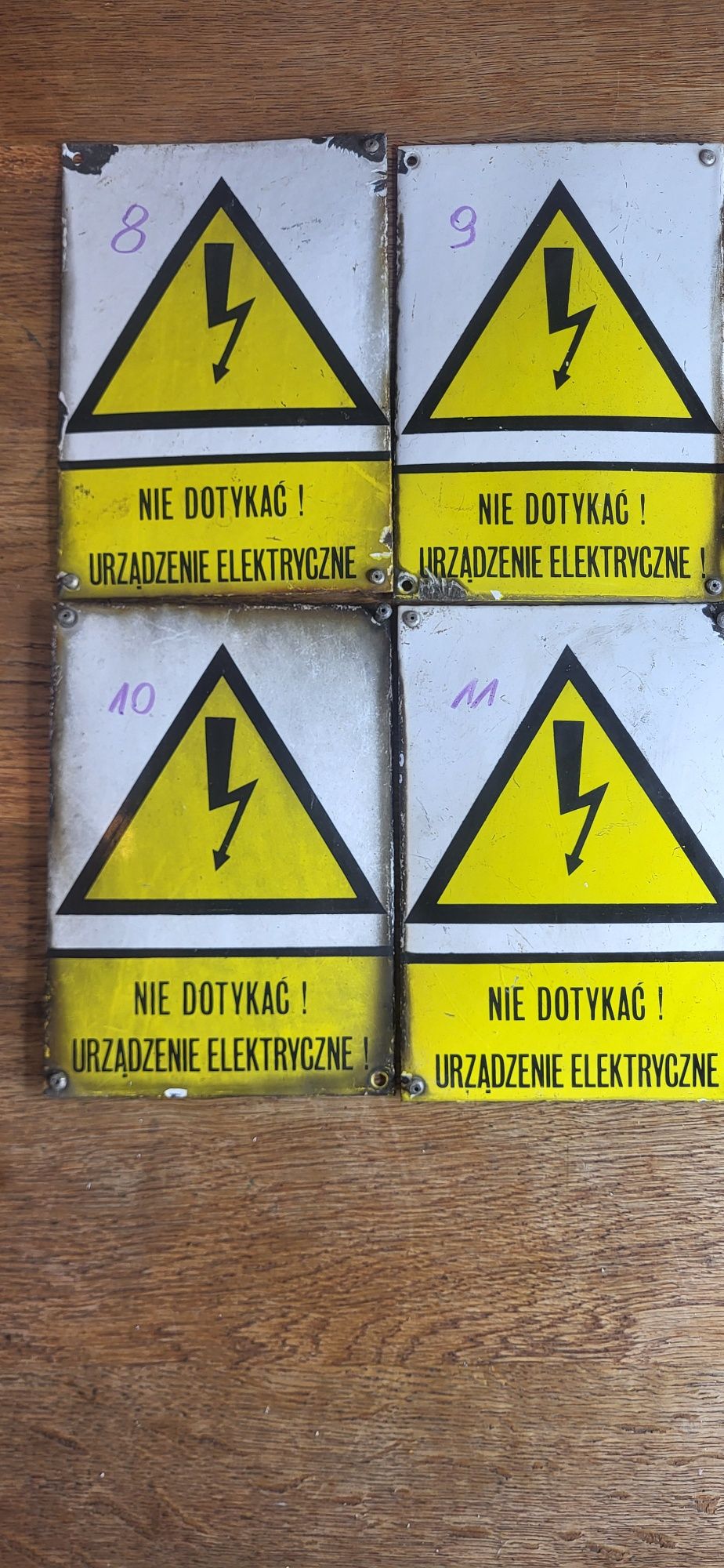 11szt Stare tabliczki metalowe NIE Dotykać Urządzenie Elektryczne 69
