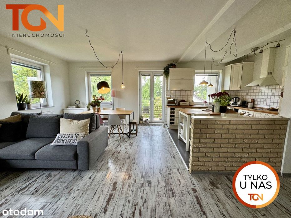 Dwupoziomowy Apartament z Ogródkiem / Teofilów