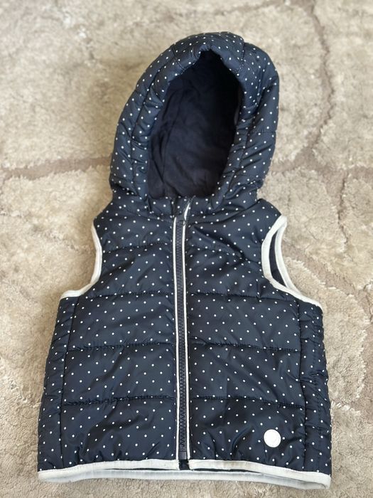 Безрукавки для дівчинки